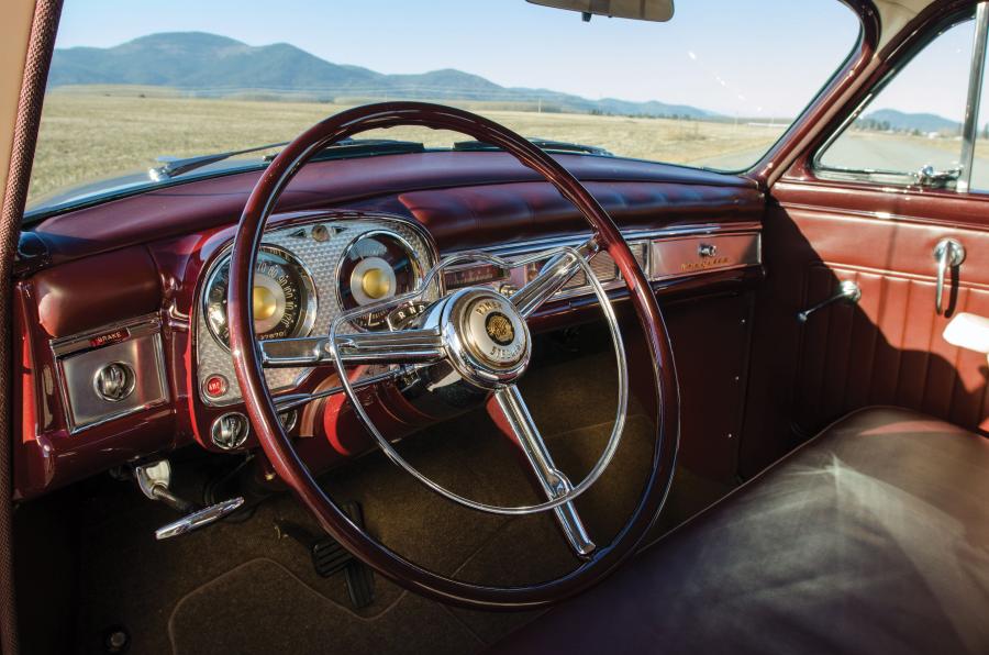 Chrysler New Yorker Town & Country 1954 года  (фото 7 из 13)